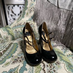 Patient leather Mary Janes